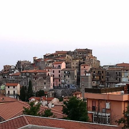 Casetta Nel Centro Storico Norma Exterior foto
